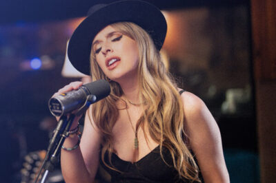 ZZ Ward