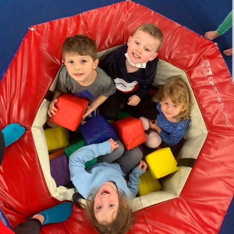 Donut Friends 768x768