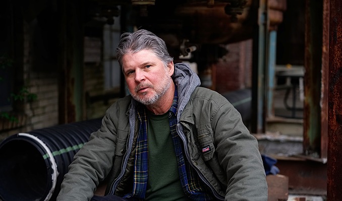 Chris Knight w/ Justin Baker