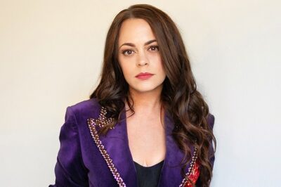 Mindy Smith w/ Carly Winter