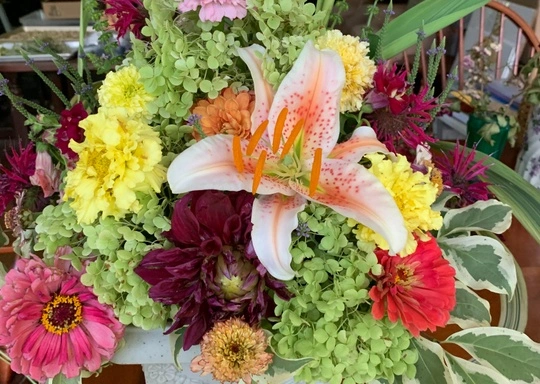 Fresh Floral Planter Arranging
