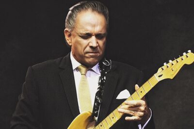 Jimmie Vaughan & The Tilt-A-Whirl Band