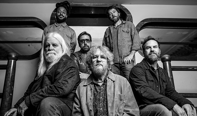 Leftover Salmon w/ Sicard Hollow