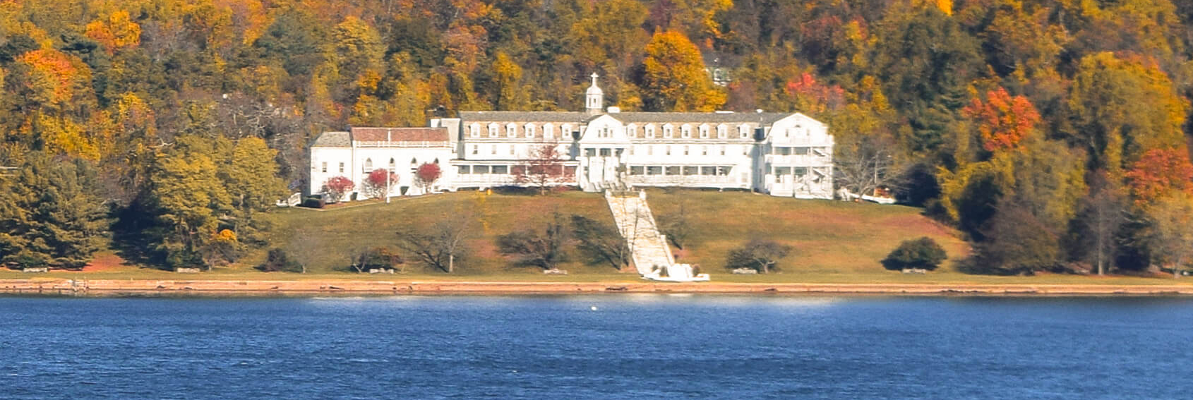 Fall Foliage Bay Lighthouse Cruise