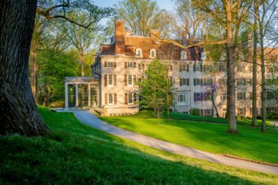 Visit Winterthur: A Bus Tour