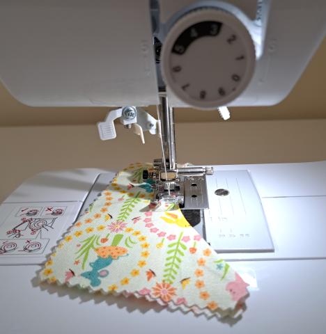 Sewing Skills: Curved Seams