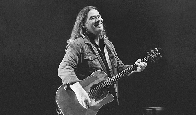 Alan Doyle w/ Bandits on the Run