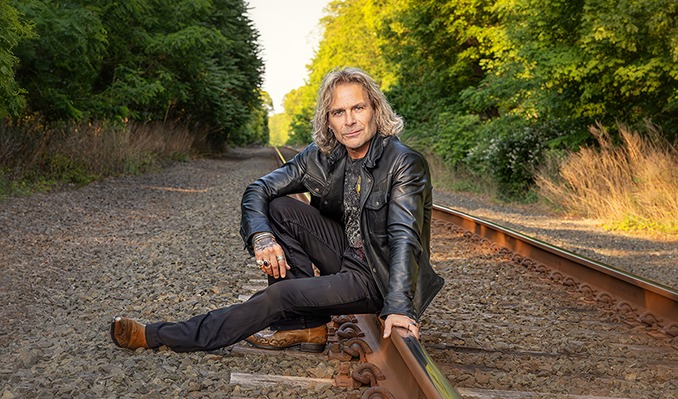 Mike Tramp of White Lion